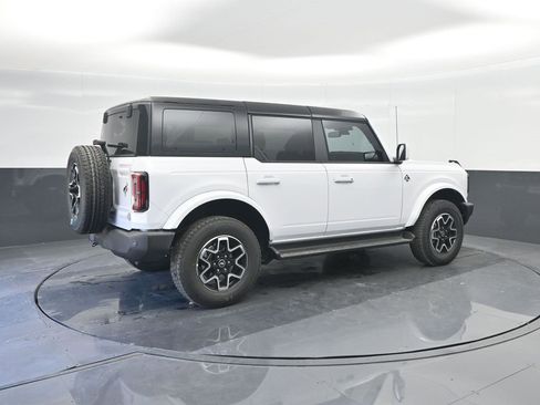 New 2025 Ford Bronco Outer Banks image 15