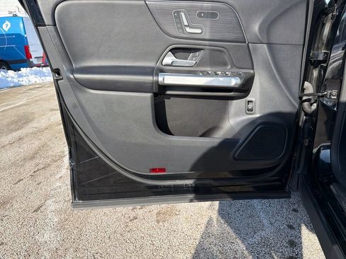 Certified 2021 Mercedes-Benz GLB 250 4MATIC image 14