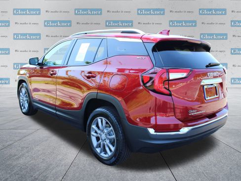 Used 2024 GMC Terrain SLT FWD image 8