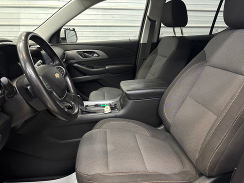 Used 2018 Chevrolet Traverse LT AWD/4WD image 12