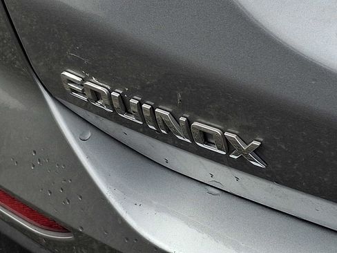 Used 2023 Chevrolet Equinox LT image 30