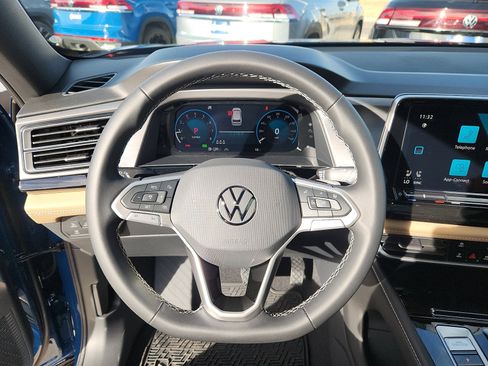 New 2026 Volkswagen Atlas Cross Sport SE image 16