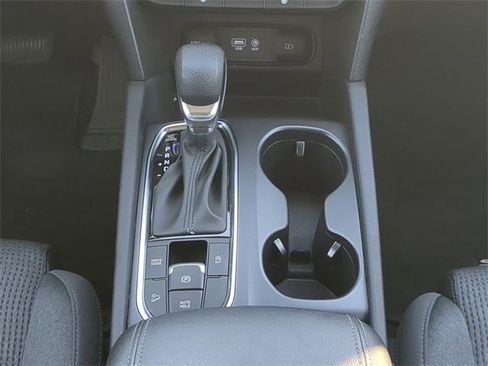 Used 2020 Hyundai Santa Fe SEL image 18