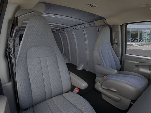 New 2025 Chevrolet Express 2500 Extended w/ Enhanced Convenience Package RWD image 16