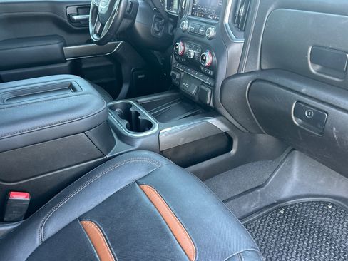 Used 2022 GMC Sierra 2500 AT4 w/ AT4 Premium Plus Package image 19