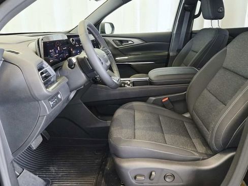 New 2026 Chevrolet Traverse LT w/ Midnight/Sport Edition image 8