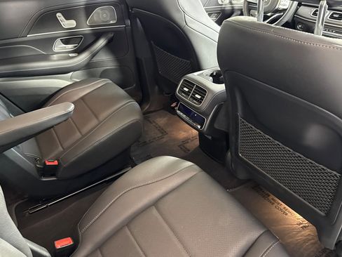 Certified 2023 Mercedes-Benz GLS 450 4MATIC image 32