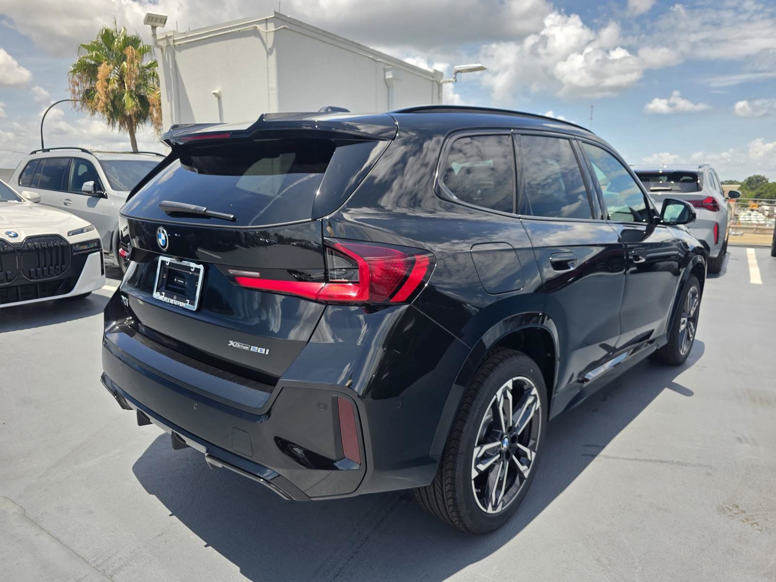 New 2026 BMW X1 xDrive28i w/ Technology Package AWD/4WD image 3