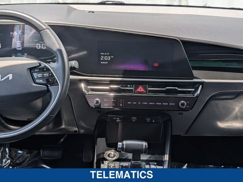 Used 2023 Kia Niro EX FWD image 18