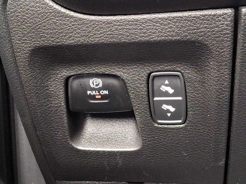Used 2025 RAM 1500 Big Horn AWD/4WD image 27