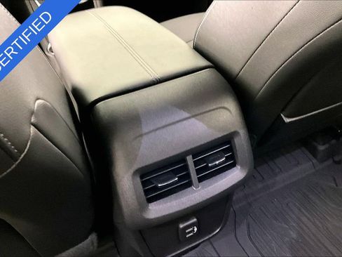 Used 2023 GMC Terrain SLT FWD image 8