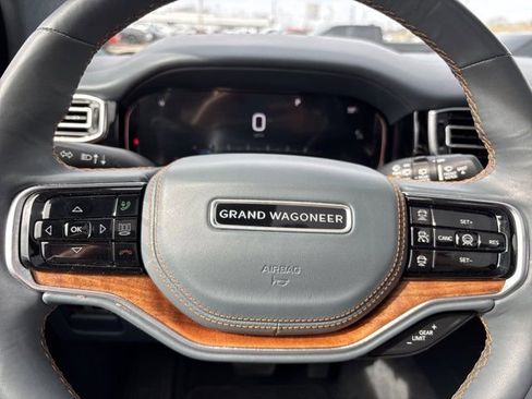 Used 2022 Jeep Grand Wagoneer Series II w/ Convenience Group III image 29