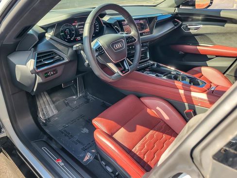 Used 2024 Audi RS e-tron GT w/ Carbon Performance Package image 9