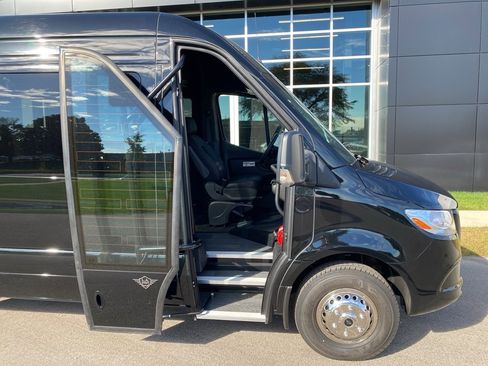 New 2025 Mercedes-Benz Sprinter 3500 image 11