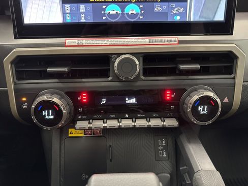 New 2026 Toyota Tacoma TRD Off-Road image 31