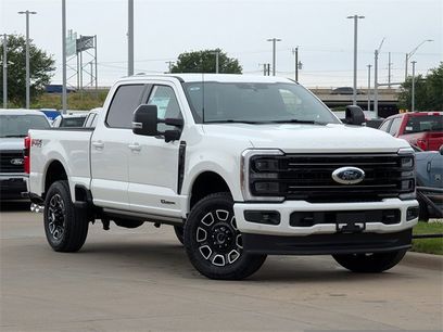 New 2025 Ford F250 Platinum w/ FX4 Off-Road Package