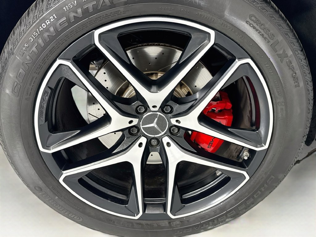 Used 2025 Mercedes-Benz GLE 63 AMG S image 32