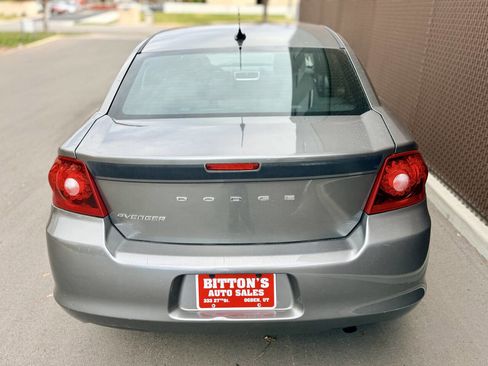 Used 2012 Dodge Avenger SE image 6