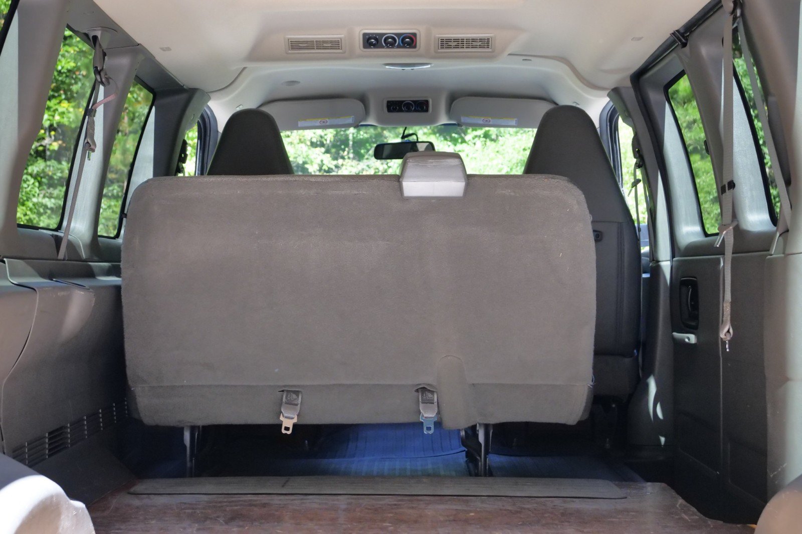 Used 2022 GMC Savana 2500 w/ Communications Package RWD image 20