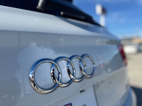 Used 2018 Audi Q7 3.0T Premium Plus w/ Premium Plus Package image 38