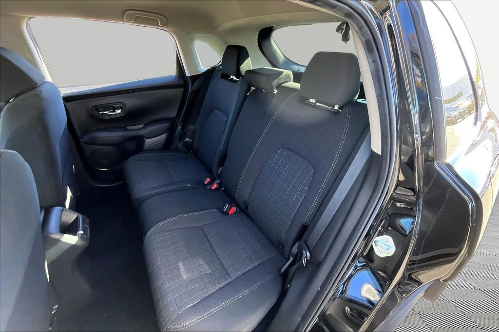 Used 2024 Honda HR-V LX image 18