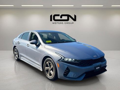 Used 2021 Kia K5 LXS image 10