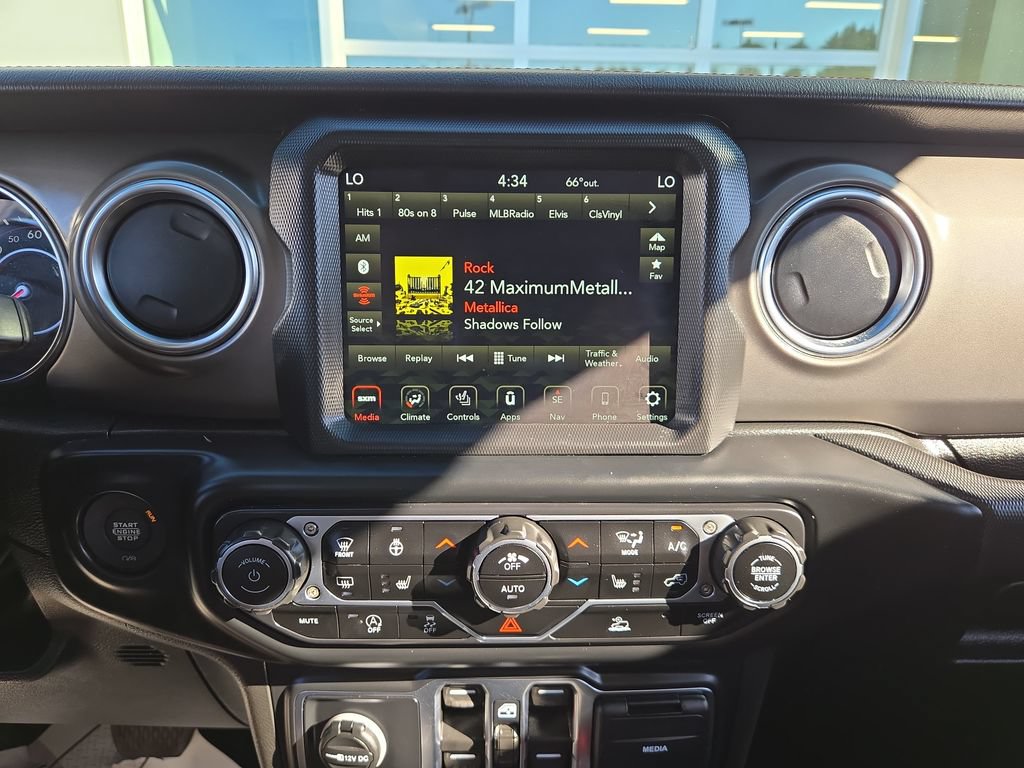 Used 2022 Jeep Gladiator Rubicon w/ LED Lighting Group AWD/4WD image 22