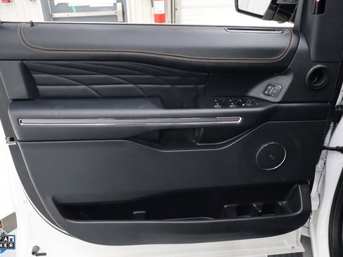 Certified 2024 Ford Expedition Max Platinum AWD/4WD image 11
