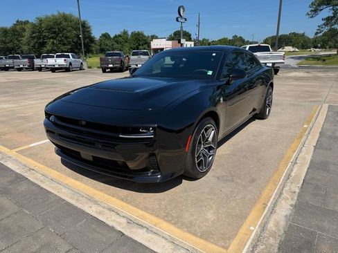 Used 2026 Dodge Charger Scat Pack AWD/4WD image 1