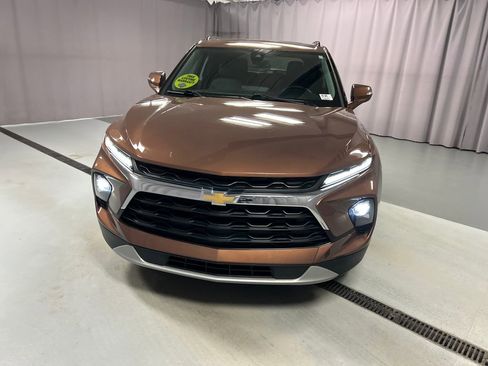 Used 2023 Chevrolet Blazer LT image 2