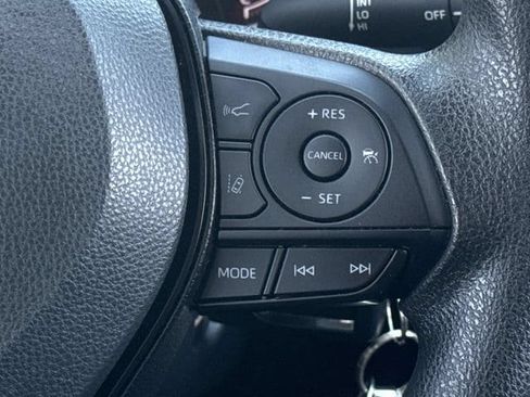 Used 2025 Toyota RAV4 LE FWD image 15