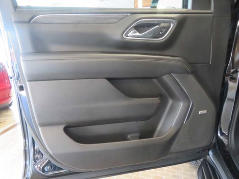 Used 2021 GMC Yukon XL SLT RWD image 14