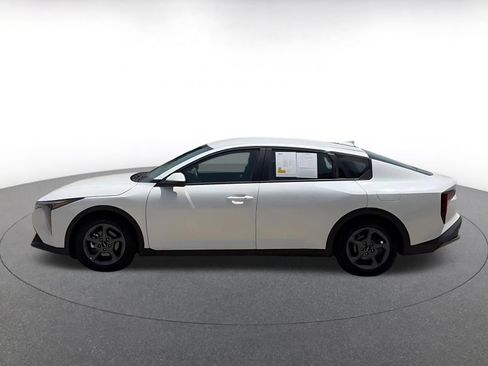 Used 2026 Kia K4 FWD image 9