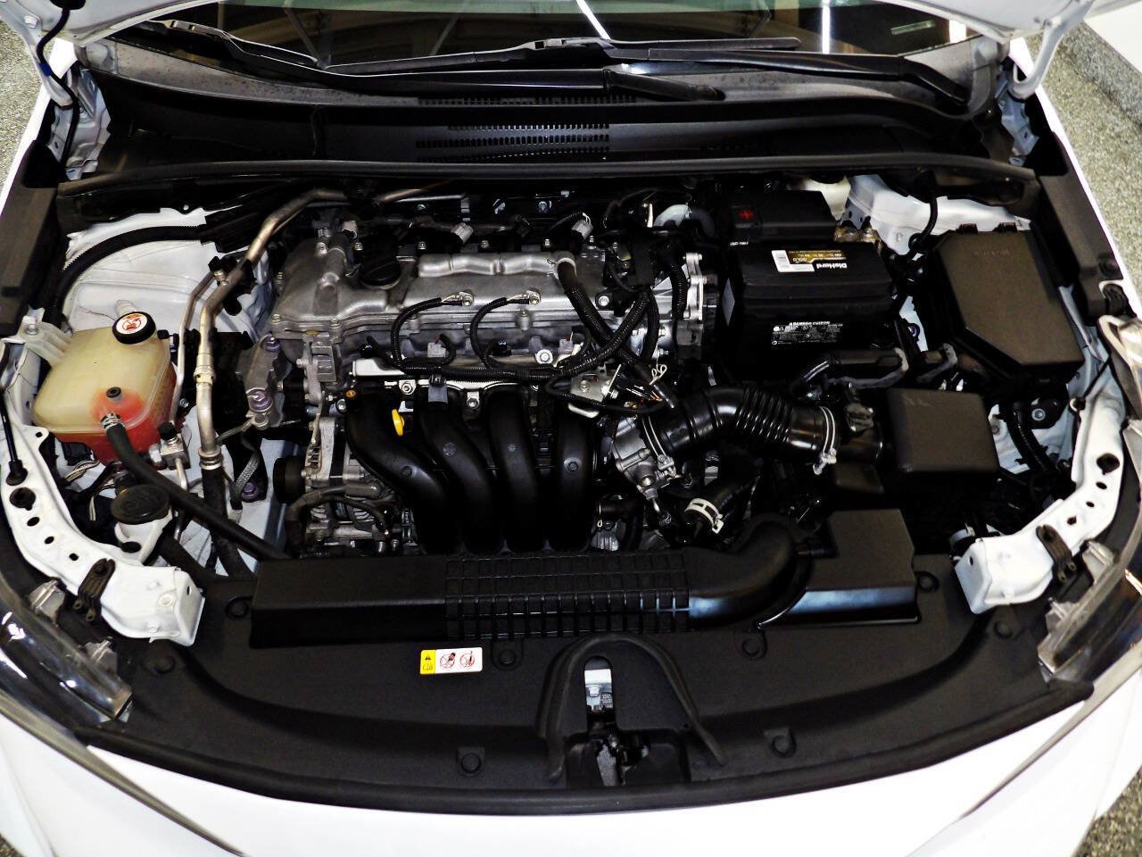 Used 2021 Toyota Corolla LE FWD image 22