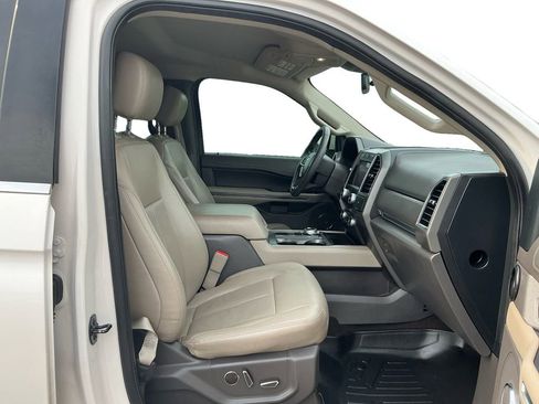 Certified 2019 Ford Expedition XLT w/ Equipment Group 202A RWD image 22