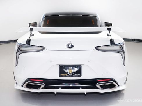 Used 2018 Lexus LC 500 Coupe w/ Performance Package RWD image 11