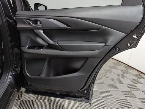 Used 2023 MAZDA CX-9 Touring image 40