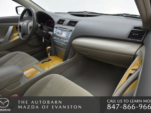 Used 2007 Toyota Camry XLE image 29