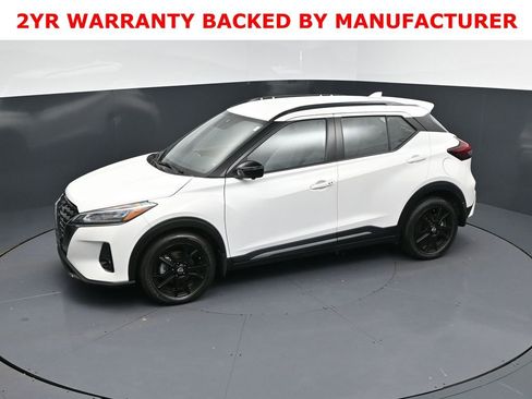 Used 2024 Nissan Kicks SR w/ SR Premium Package image 31