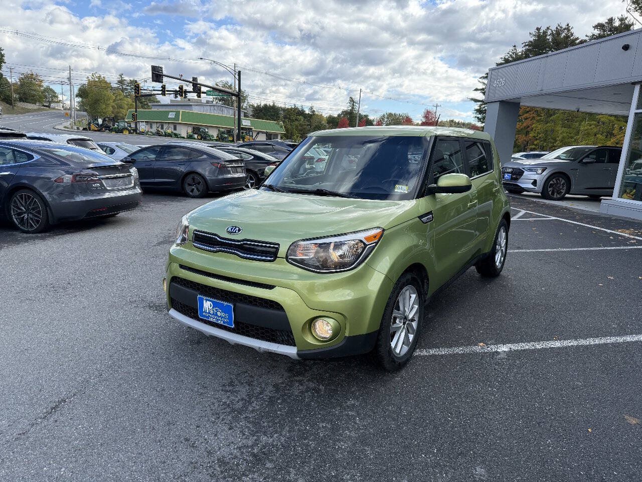Used 2019 Kia Soul + FWD image 3