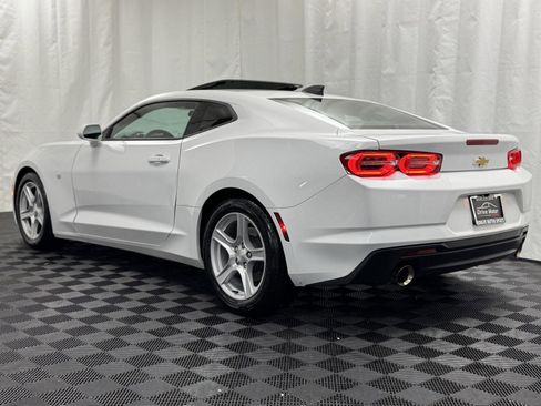 Used 2023 Chevrolet Camaro LT image 3