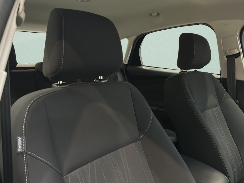 Used 2018 Ford Focus SE FWD image 17