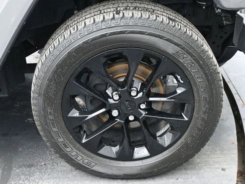 Used 2022 Jeep Gladiator Overland image 38