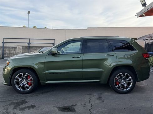 Used 2020 Jeep Grand Cherokee SRT AWD/4WD image 11