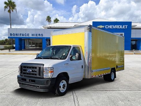 Used 2023 Ford E-350 and Econoline 350 Super Duty w/ Driver's Safety Package image 2