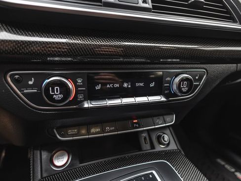 Used 2018 Audi SQ5 Premium Plus w/ S Sport Package AWD/4WD image 13
