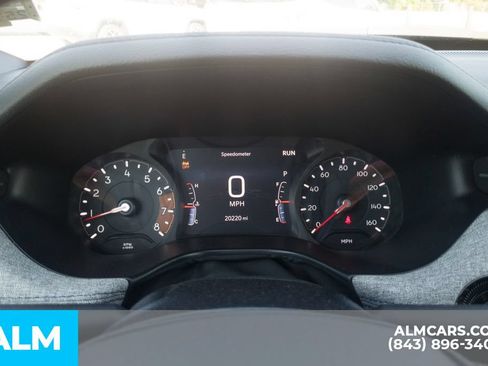 Used 2025 Jeep Compass Latitude AWD/4WD image 17