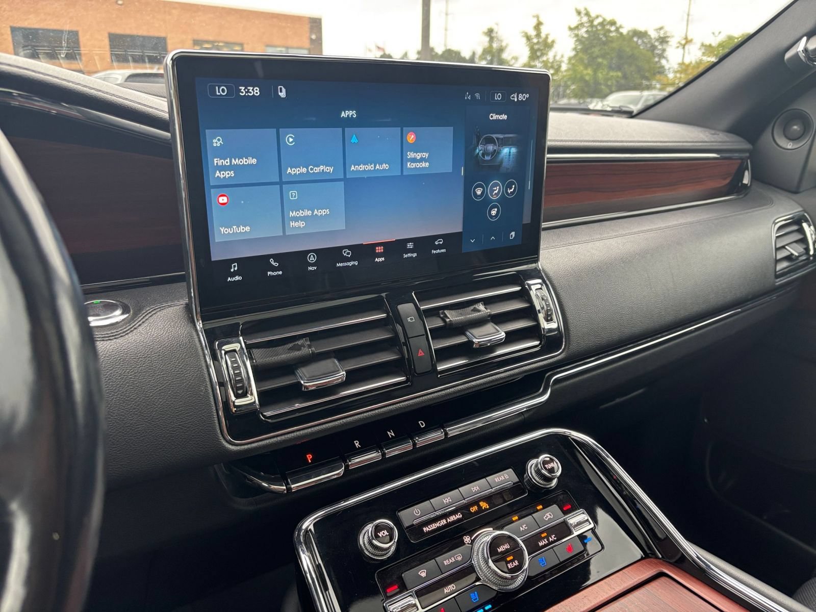 Used 2022 Lincoln Navigator Reserve RWD image 16