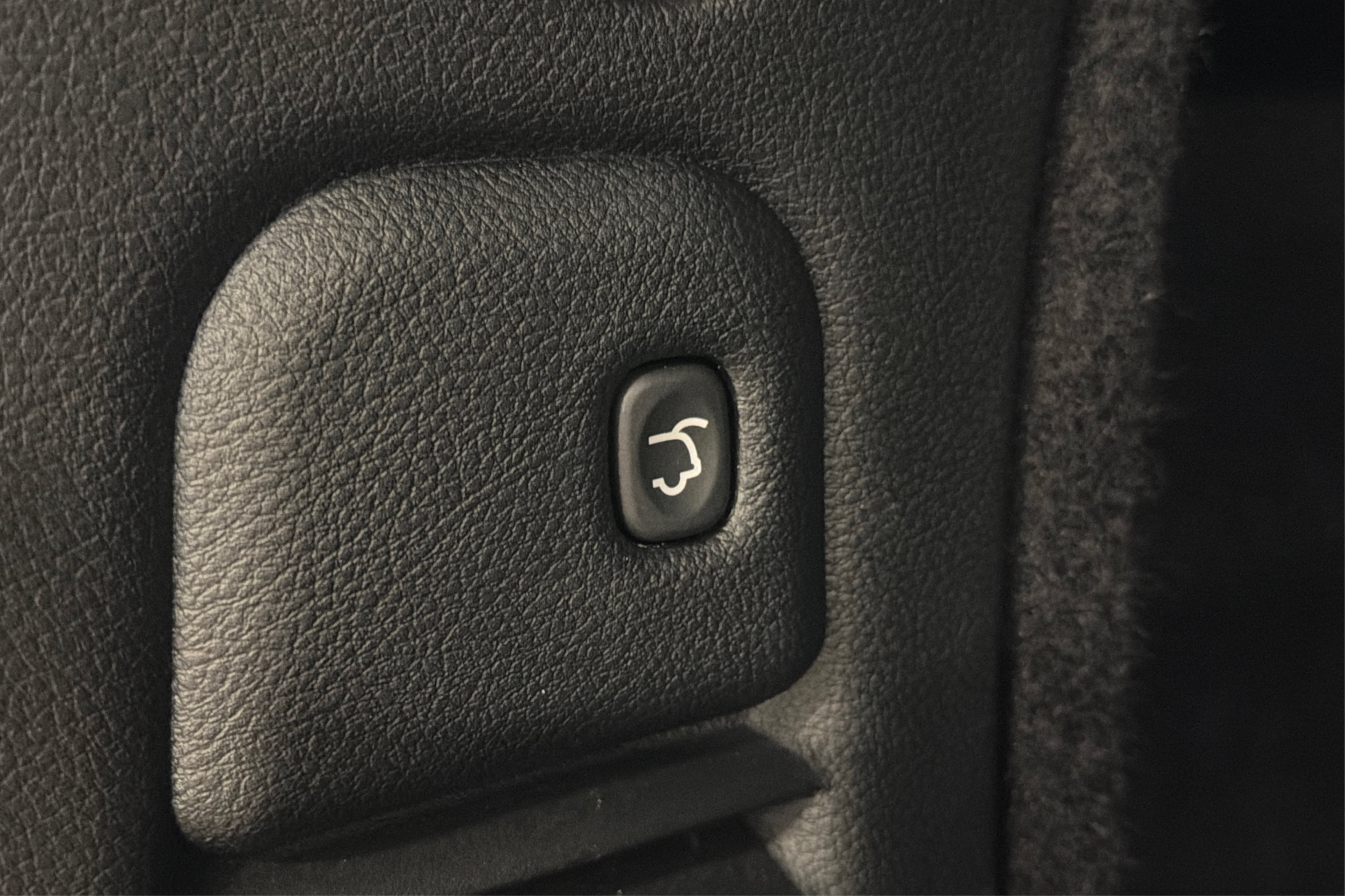Used 2025 Dodge Durango GT AWD/4WD image 45