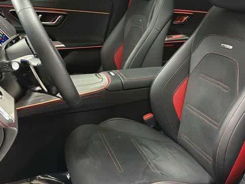 Used 2025 Mercedes-Benz E 53 AMG e 4MATIC Sedan image 25